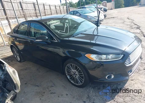 2014 Ford Fusion Se z USA, uszkodzony, nr VIN 3FA6P0H96ER107236